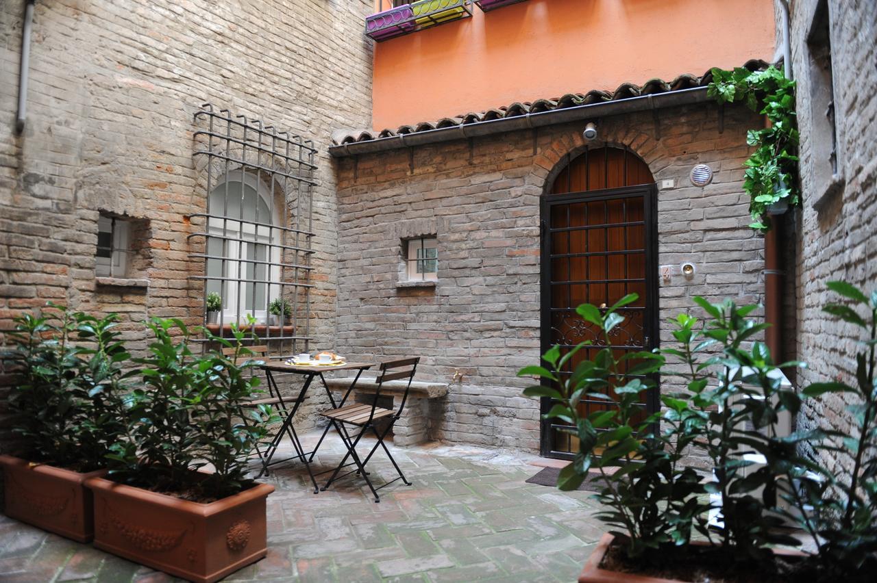 Oberdan Apartment Болонья Экстерьер фото